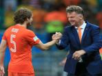 20140810_030317_daley-blind-dan-louis-van-gaal.jpg