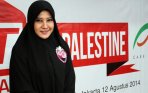 20140812_200422_peggy-melati-sukma-peduli-gaza.jpg