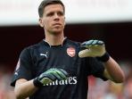 20140813_003257_wojciech-szczesny-pasangsarungtangan.jpg