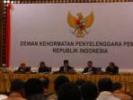 20140814_110916_sidang-dkpp-randa.jpg