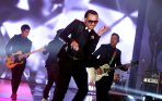 20140817_071526_nidji-iringi-relaunching-magnum-pink-black.jpg