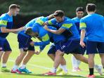 20140818_192541_jack-wilshare-olivier-giroud-dan-calum-chambers.jpg