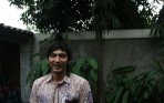 20140819_095001_abimana-aryasatya-di-acara-ost-film-haji-backpacker.jpg