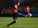 20140819_212218_eduardo-vargas-bola.jpg