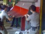 20140822_082605_bongkar-kios-stasiun.jpg