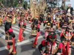 20140829_183925_penari-angguk-meriahkan-fky.jpg