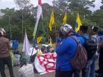 20140830_160104_demo-di-merangin-jambi-nih2.jpg