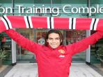 20140903_095651_radamel-falcao-berpose-di-pusat-latihan-manchester-united.jpg