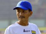 20140904_022851_djadjang-nurdjaman-topiannnncing.jpg