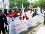 20140908_163712_demo-pelantikan-dprd-kota-banjarmasin.jpg