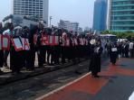 20140911_111202_demo-tolak-ruu-advokat.jpg