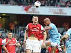 20140912_193852_per-mertesacker-dan-vincent-kompany.jpg