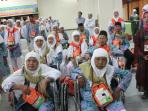 20140913_174843_ojek-kursi-roda-jemaah-haji.jpg