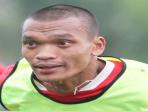 20140915_204114_ferdinand-sinaga-berlari.jpg