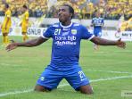 20140916_100431_persib-djibril-coulibaly.jpg