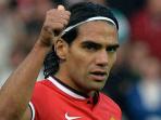 20140916_162525_debut-radamel-falcao.jpg