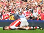 20140919_193040_mathieu-debuchy-cedera.jpg