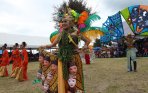 20140921_195433_tari-10-etnis-di-festival-danau-toba.jpg