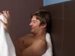 20140923_222332_morning-erection-ereksi-pagi-pria-man.jpg