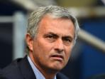 20140924_165931_jose-mourinho-bengongggg.jpg