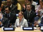 20140925_093912_emma-bersama-sekjen.jpg