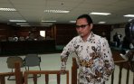 20140925_123355_riefan-avrian-jalani-sidang-perdana.jpg