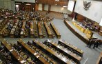 20140925_133651_sidang-paripurna-dpr.jpg