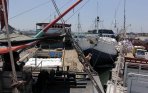 20140926_172609_bongkar-muat-beras-di-pelabuhan-tanjung-emas-semarang.jpg
