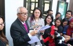 20140930_161010_marshanda-didampingi-oc-kaligis-hadir-dipersidangan-perceraianny.jpg