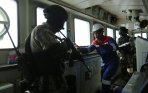 20141001_104427_tni-al-menangkap-perompak-kapal-mv-shimamura-jepang.jpg
