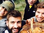 20141007_122110_shakira-dan-gerard-pique-mushroom.jpg