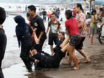 20141007_125244_pantai-tanjung-bayang.jpg