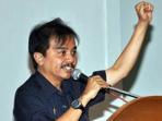 20141008_115337_roy-suryo-kepalan.jpg