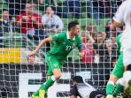 20141012_020509_robbie-keane-ijo.jpg