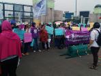 20141013_112201_unjuk-rasa-solidaritas-perempuan-di-sepan-dprmpr.jpg
