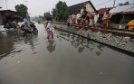 20141013_210028_kawasan-langganan-banjir-di-medan.jpg