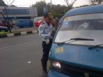 20141014_180924_razia-angkot-nih2.jpg