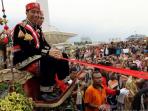 20141018_000154_jokowi-kirab-budaya-kereta.jpg