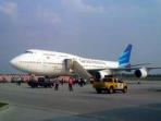 20141018_105228_pesawat-garuda-indonesia-pengangkut-jemaah-haji-sumsel.jpg