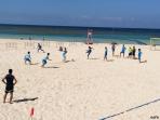 20141022_221921_japan-football-beach-squad.jpg