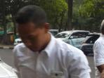 20141028_212755_pemain-psis-semarang-komaedi-sepak-bola-gajah.jpg