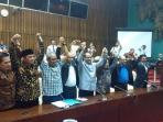 20141029_173910_pimpinan-dpr-tandingan.jpg