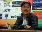 20141030_203953_djadjang-nurdjaman-pelatih-persib.jpg