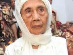 20141031_113336_nenek-fatimah-setelah-menang-sidang.jpg