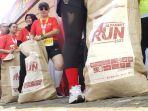 2400-pelari-pecahkan-rekor-muri-alfamart-run-2023-ajak-peserta-cinta-bumi.jpg