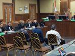 3-Hakim-PN-Surabaya-terdakwa-kasus-vonis-bebas-Ronald-Tannur-10.jpg