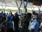 3-petunggi-nfrpb-di-bandara-sorong.jpg