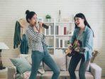 5-cara-membuat-video-tiktok-yang-bisa-kamu-lakukan-bareng-sahabat.jpg