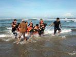 6-wisatawan-asal-palembang-tenggelam-di-pantai-panjang-bengkulu.jpg