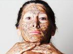 7-manfaat-kopi-untuk-kecantikan-dari-bekas-jerawat-hingga-buat-rambut-berkilau.jpg